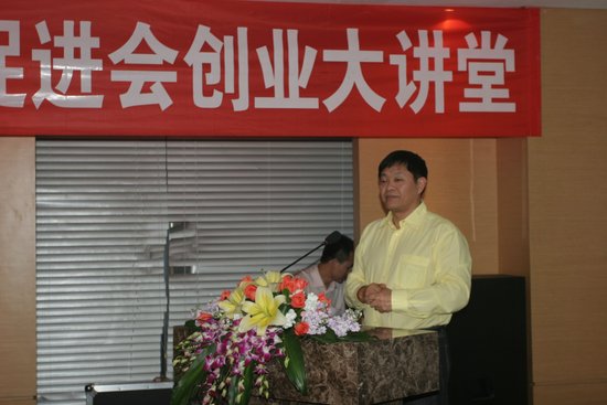 星空体育APP_武汉大学环境法研究所与山西省高院举行环境资源审判座谈会