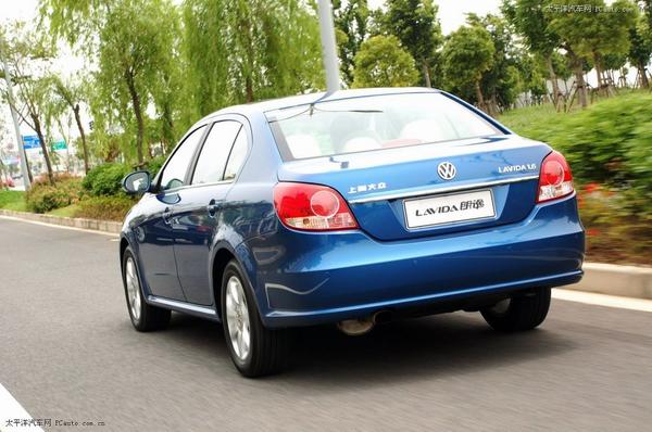 星空体育APP：酬卢嵩秋夜见寄五韵