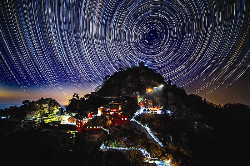 星空体育APP网站_教育法:法与教育法(图2) 星空体育app下载