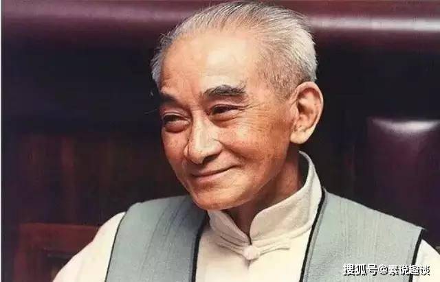 星空体育app下载：
南怀瑾的这两句话 把人性讲得很彻底 尤其切合当下这个社会(图2)